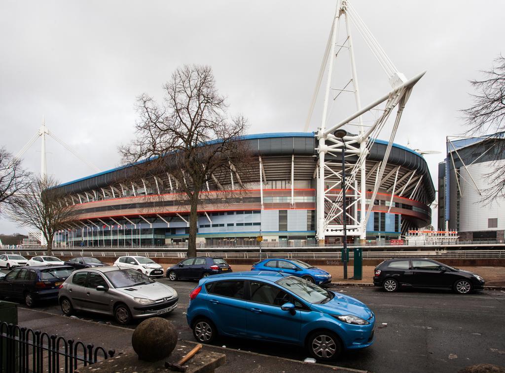 1 Fitzhamon Embankment Apartments Opposite Principality Stadium - Long Stay Offer Cardiff Exterior photo