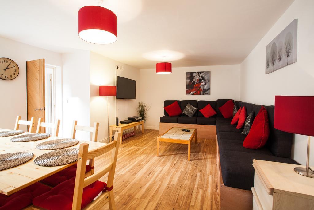 1 Fitzhamon Embankment Apartments Opposite Principality Stadium - Long Stay Offer Cardiff Exterior photo