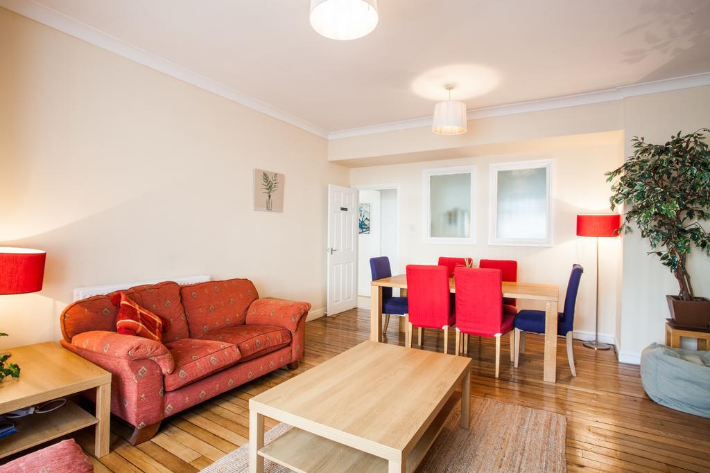 1 Fitzhamon Embankment Apartments Opposite Principality Stadium - Long Stay Offer Cardiff Room photo