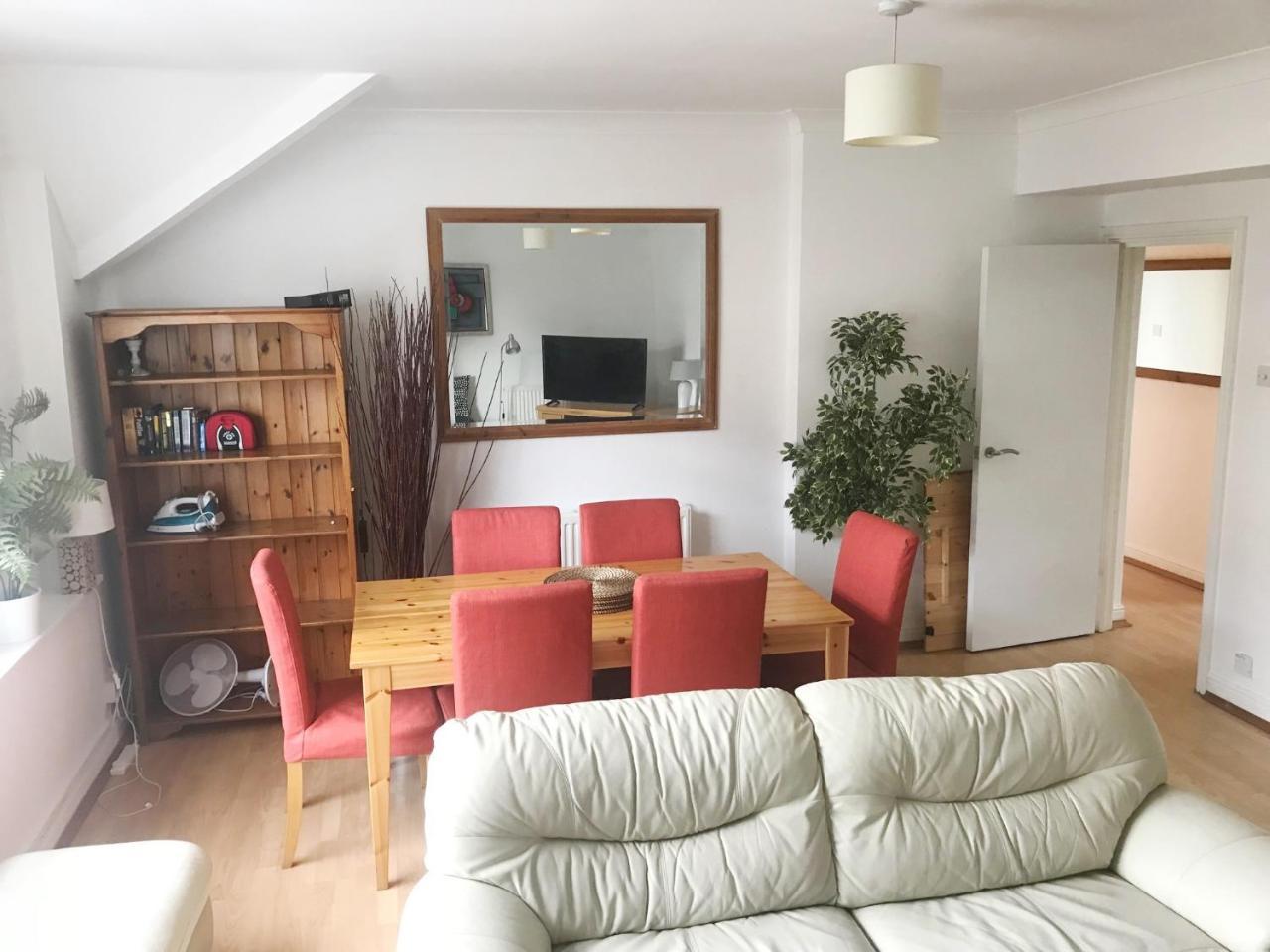 1 Fitzhamon Embankment Apartments Opposite Principality Stadium - Long Stay Offer Cardiff Exterior photo